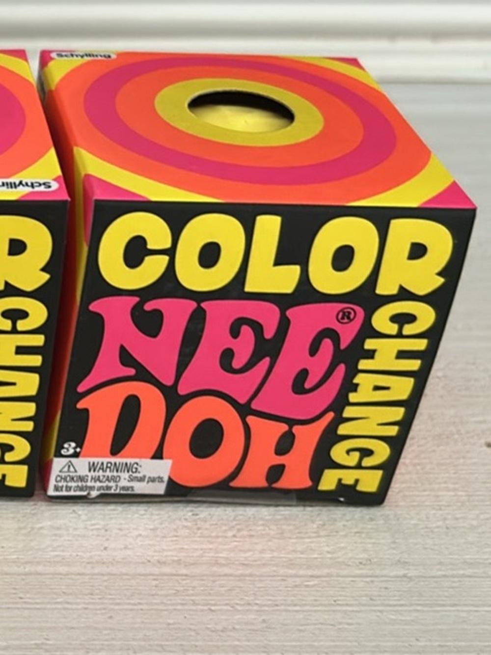 Needoh color change yellow